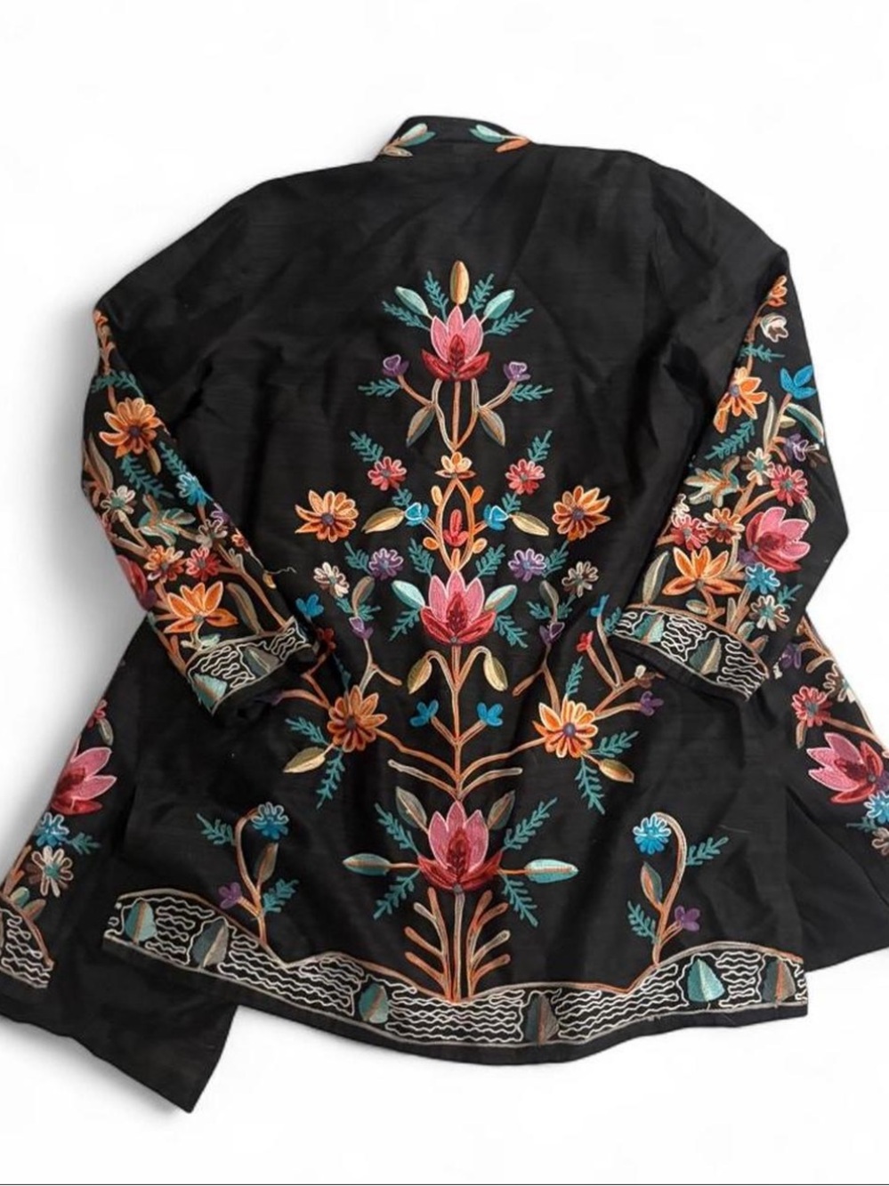 Anu 100% silk Embroidered Floral Black Women's Coat L
